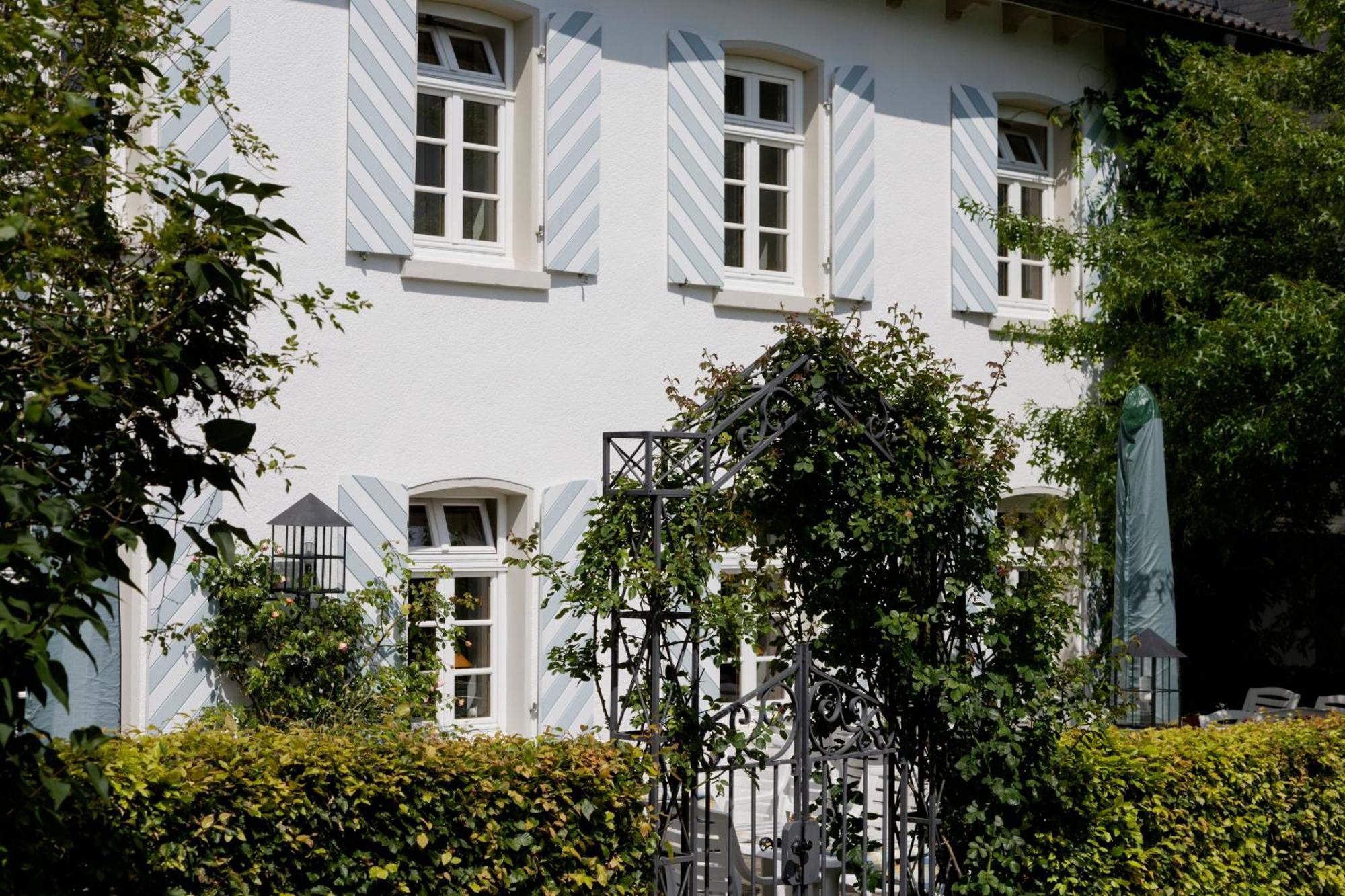 Landhotel Donner Meschede Exterior photo